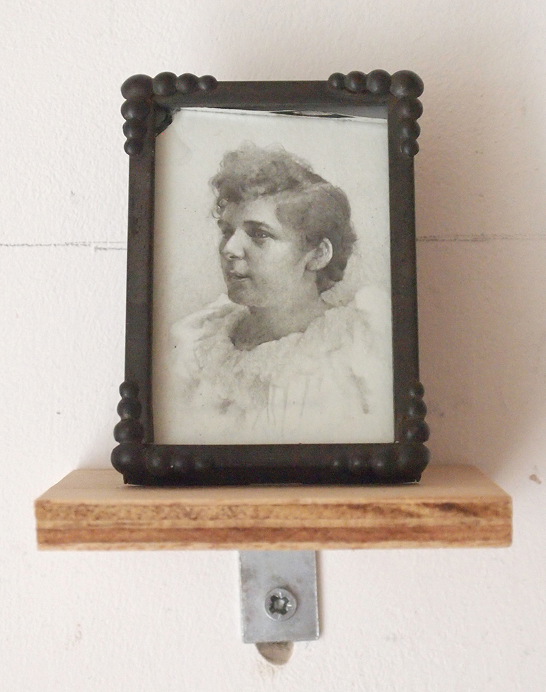 untitled_unknown_1-2_victorian small.jpg